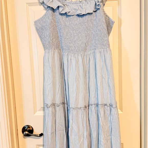 Old Navy Dresses & Skirts - Old Navy Light Blue Striped Maxi Dress